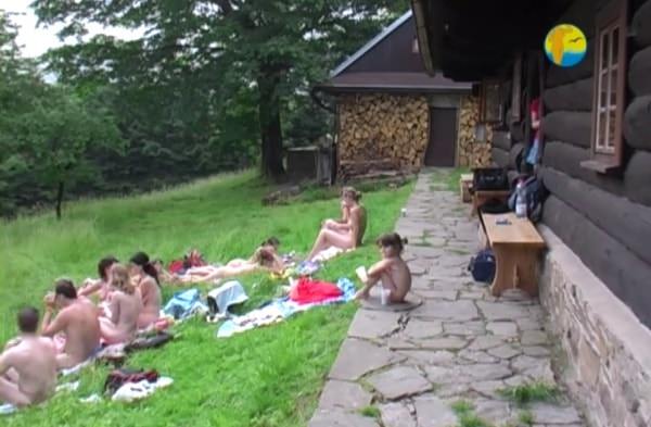 In The Sun - new family nudism video [960x720 | 00:55:00 | 1.2 GB] (natirist beauty)